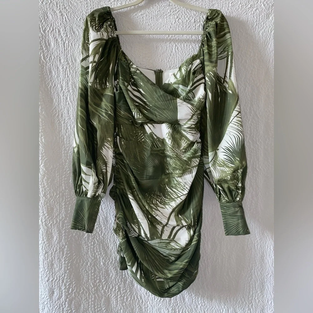 L'ATISTE By Amy Palm Branch Long Lantern Sleeve Ruched Mini Dress - Picture 4 of 11